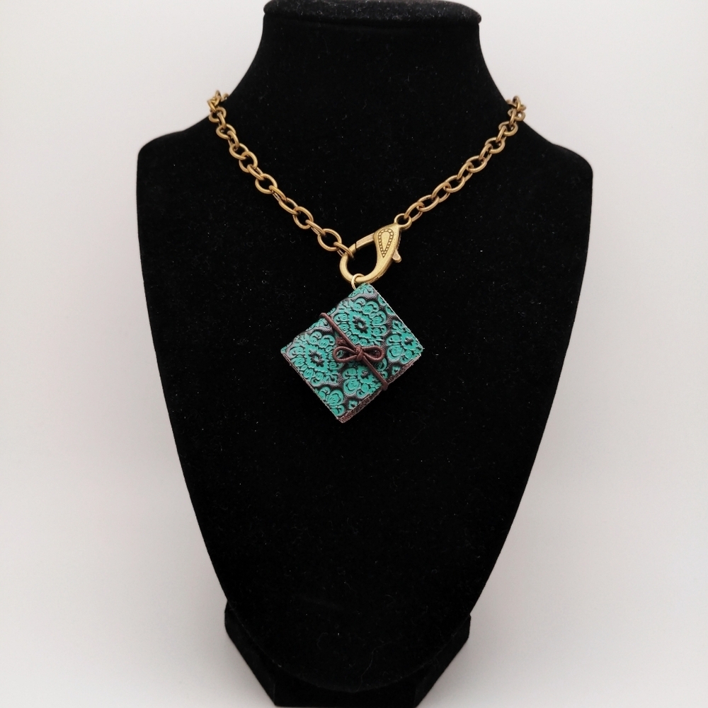 381MIDALANE Unique Leather Mini Book Necklace - Picture 8 of 16